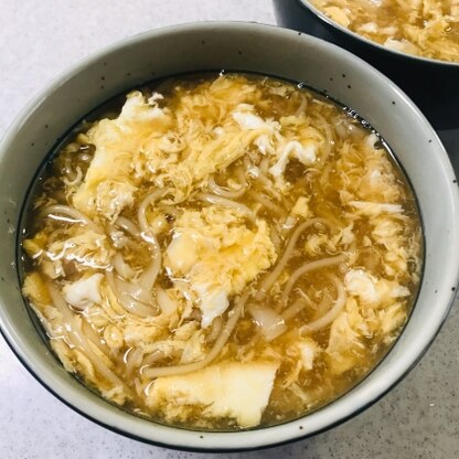 お昼に作って食べました♡
スルスルスルスルめんと
一緒にお汁も卵もお口に
入ってきて美味しい(≧∀≦)
主人もペロリです(笑)
ご馳走様でした♡